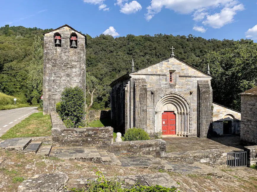 Why do beagles howl? 2 why do beagles howl_1